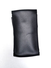 SB7T protective pouch back view